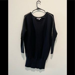 Jennifer Lopez Black sweater with a gold chain details size M